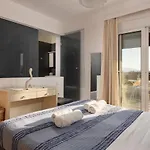 2 Min Drive To & 10 To Lindos *