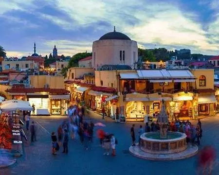2 Min Drive To & 10 To Lindos Villa