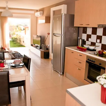 Villa 2 Min Drive To & 10 To Lindos