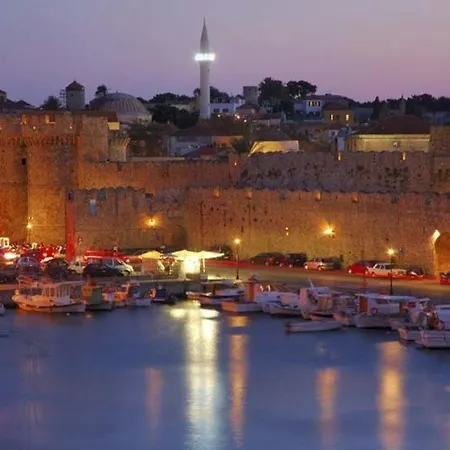 Vila 2 Min Drive To & 10 To Lindos Haraki