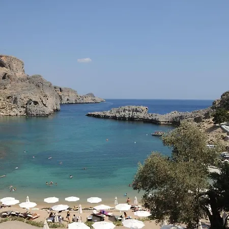 2 Min Drive To & 10 To Lindos 别墅 *